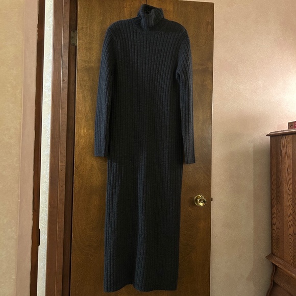 DKNY CITY  Maxi Gray Ribbed Knit Turtleneck  Dress, Size XL - Picture 10 of 16